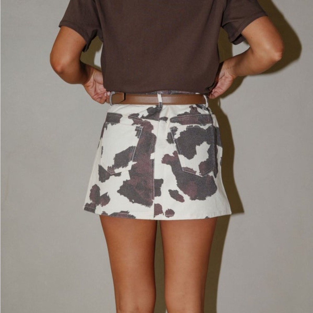 These Three Boutique Ellisa Mini Skirt-Cream/Brown - Picture 2 of 6